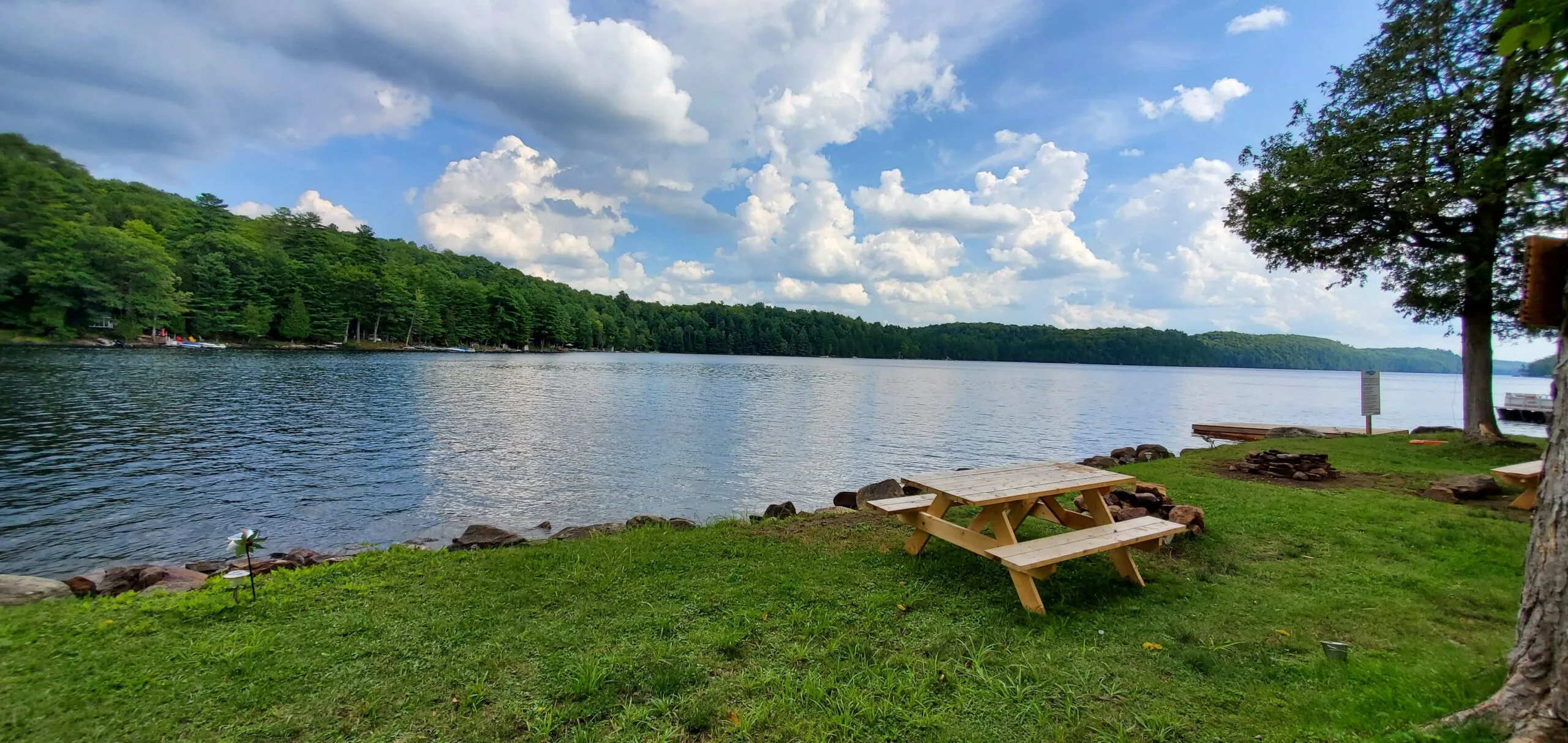 Twin Lakes Resort grounds