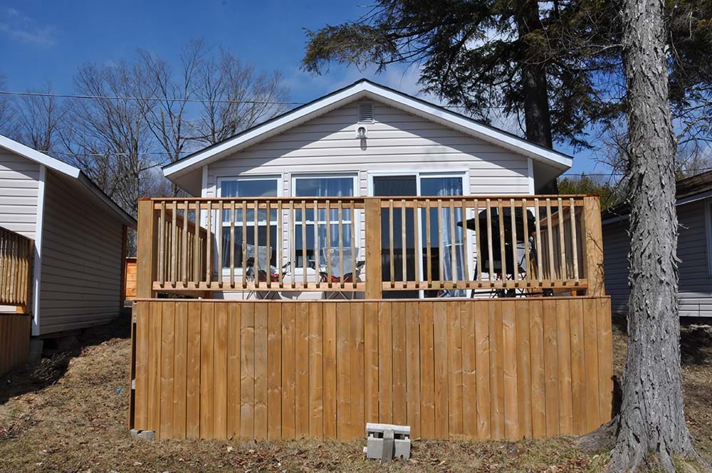 Studio Lakefront Cabin 4